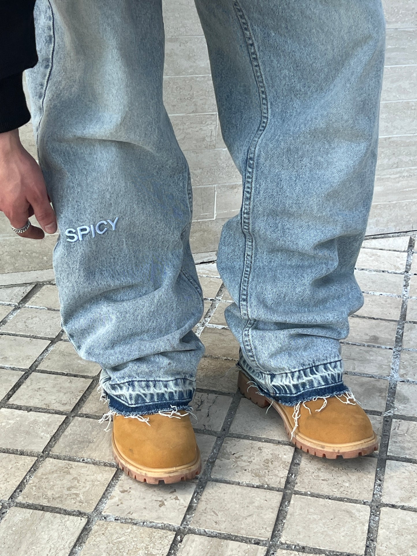 BAGGY BLUE