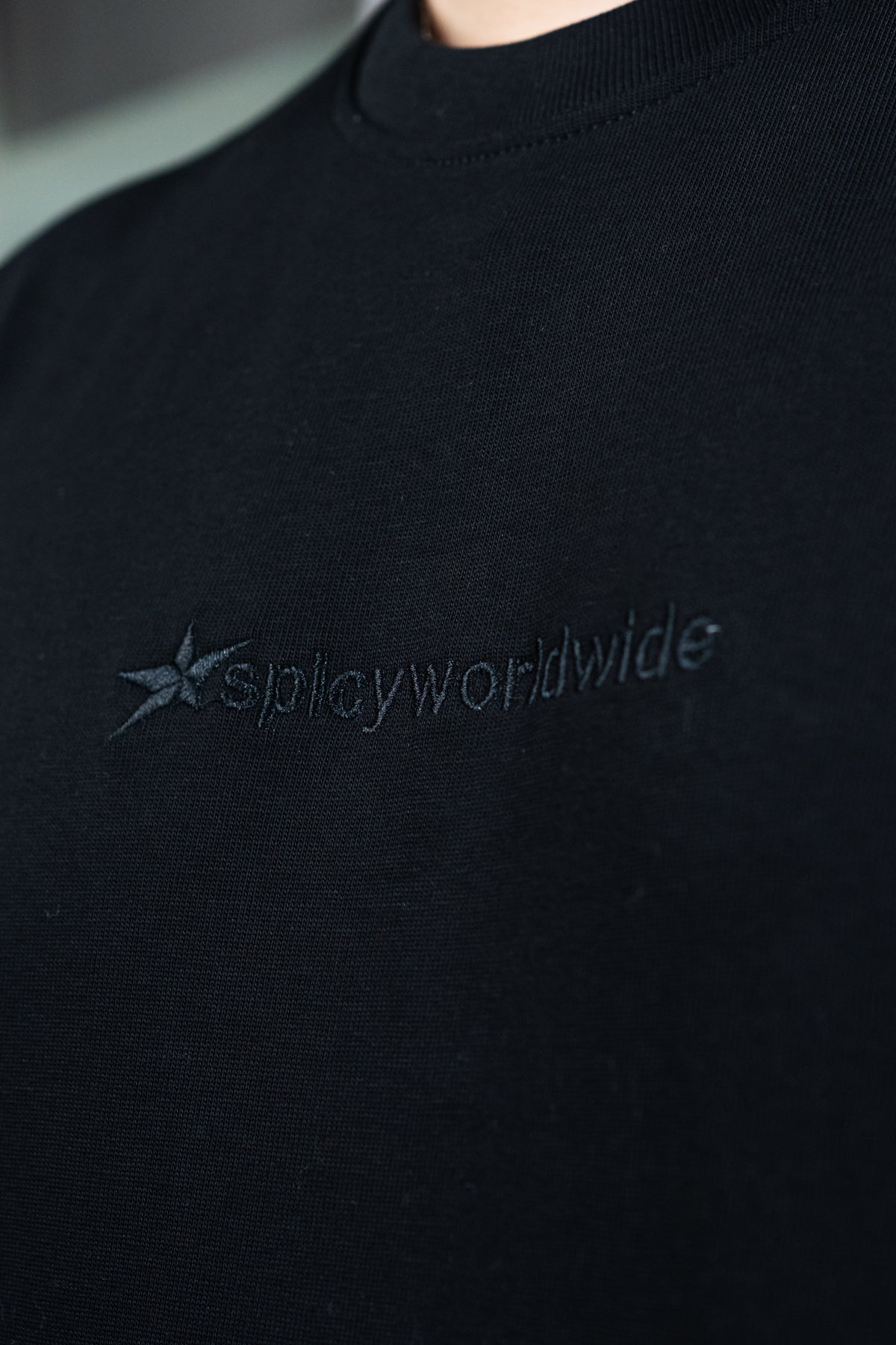 SPECIAL LONGSLEEVE NEGRO