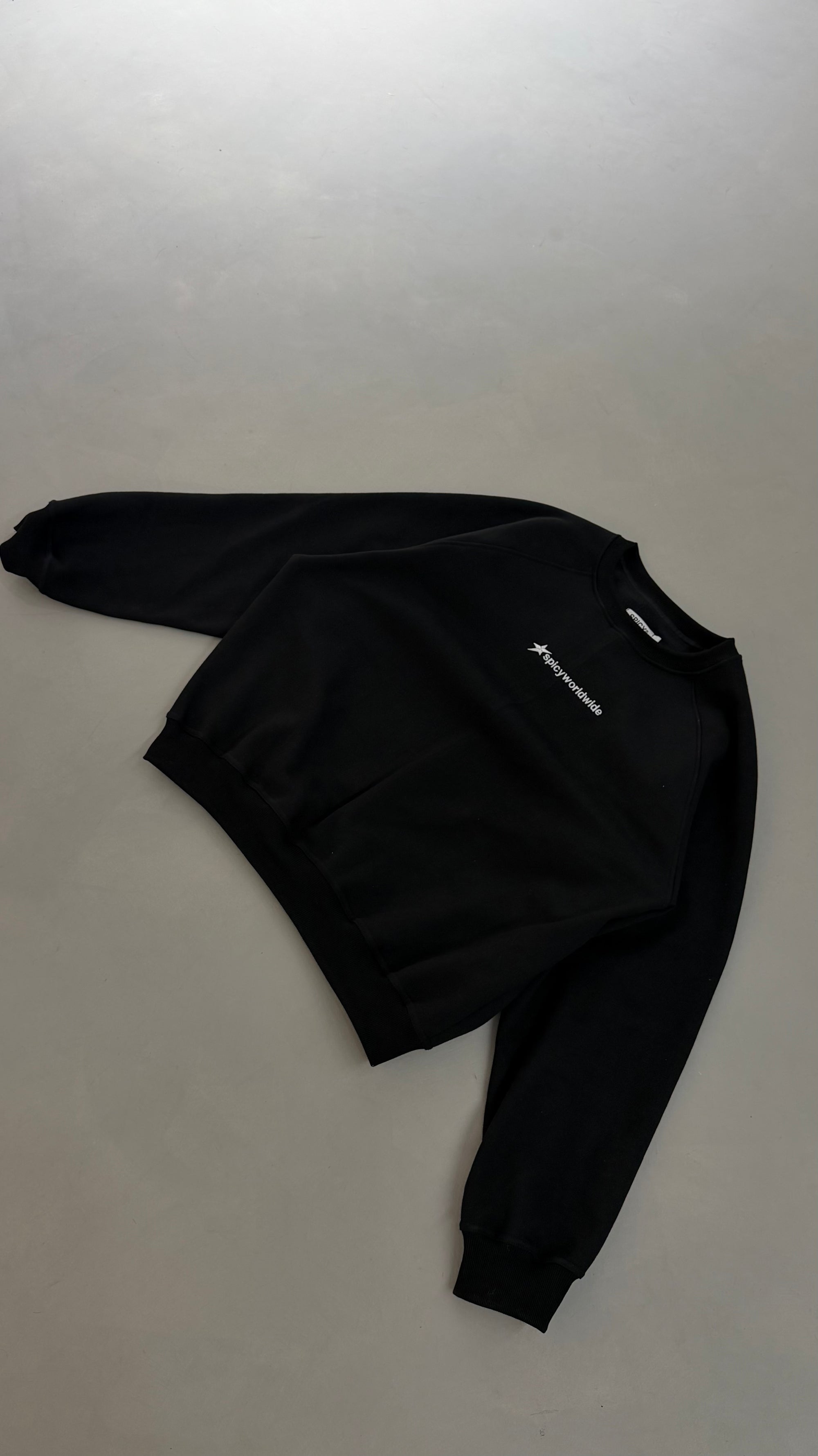 CREWNECK REBEL NEGRO