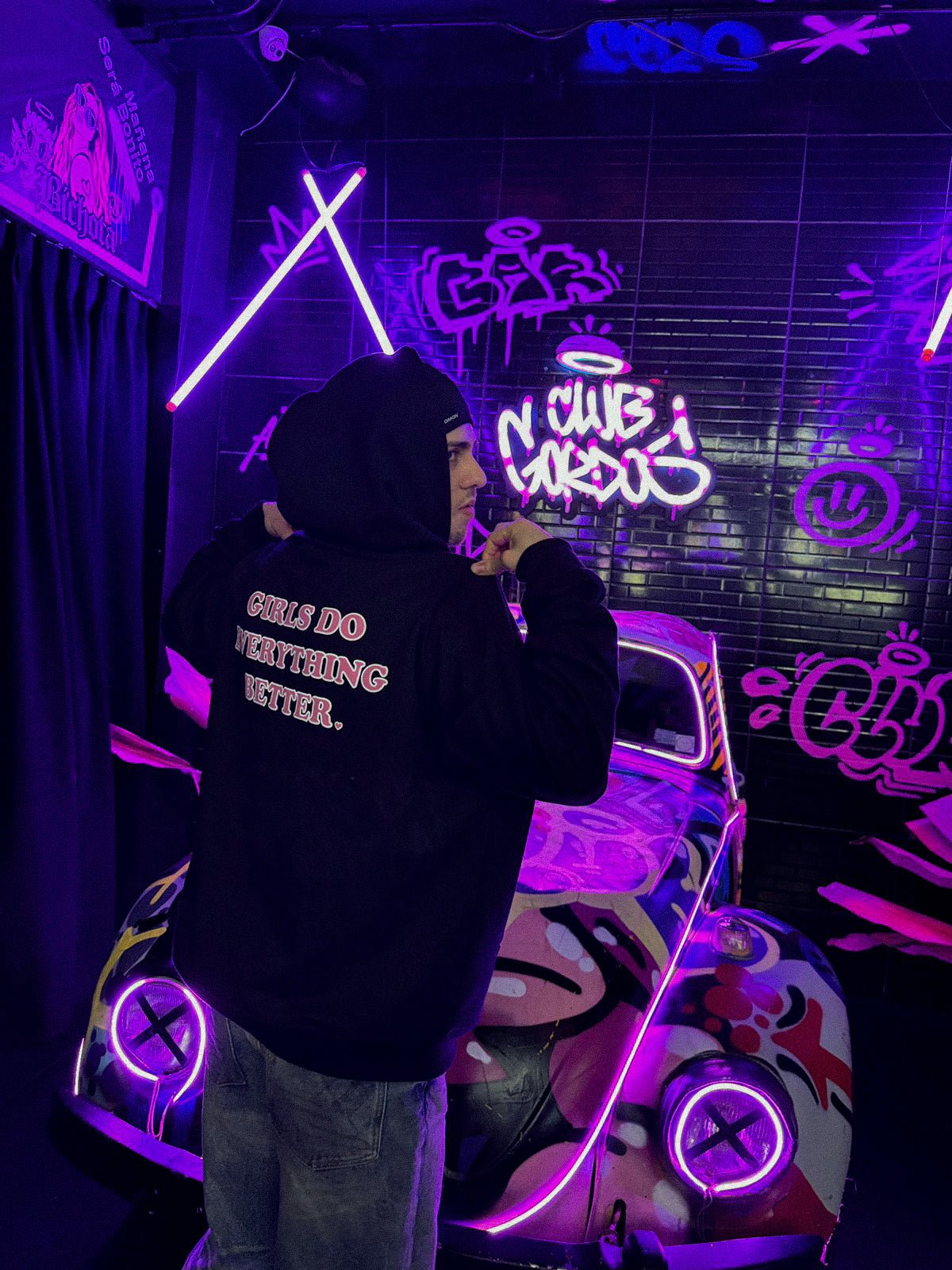 GIRLS DO EVERYTHING - Spicy