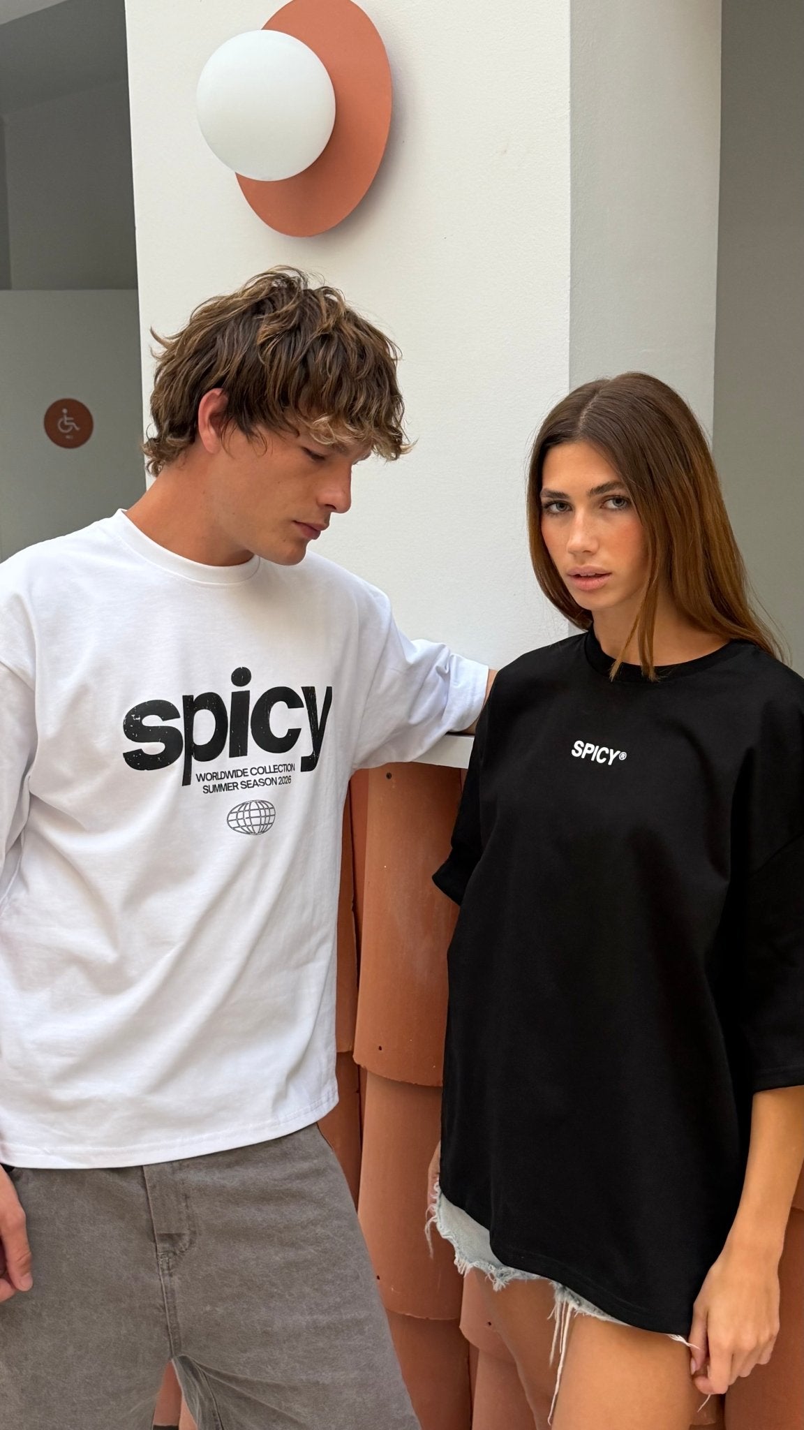 WORLDWIDE TEE - Spicy
